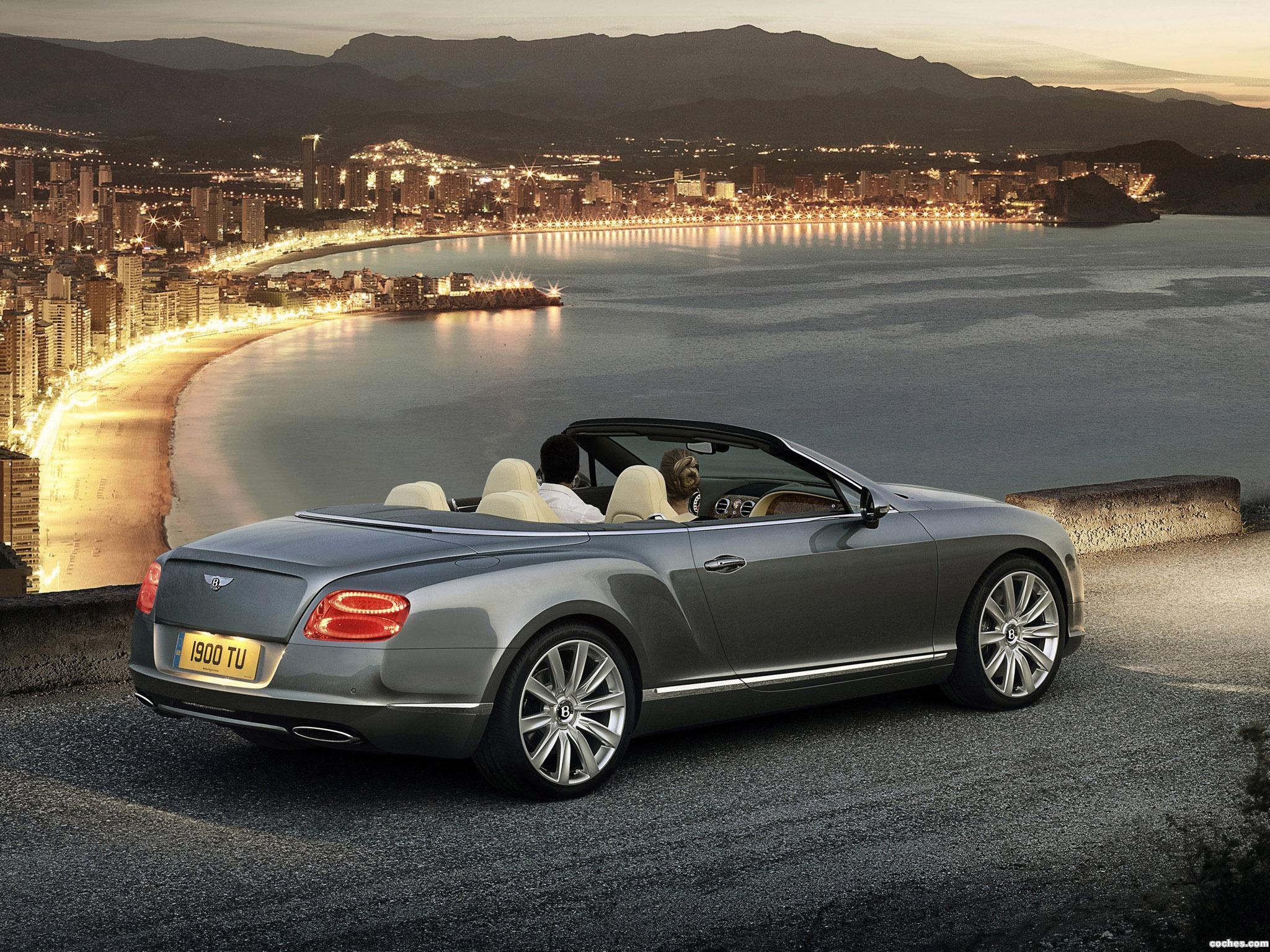 Unparalleled Luxury: The 2011 Bentley Contine
ntal GT