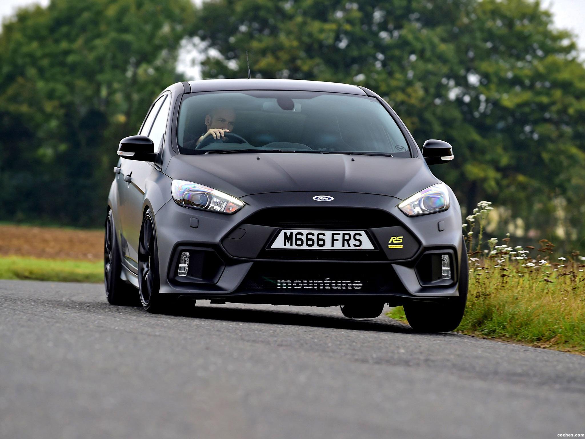 Ford focus rs400