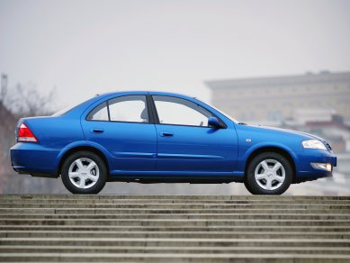 Nissan almera n16 2006