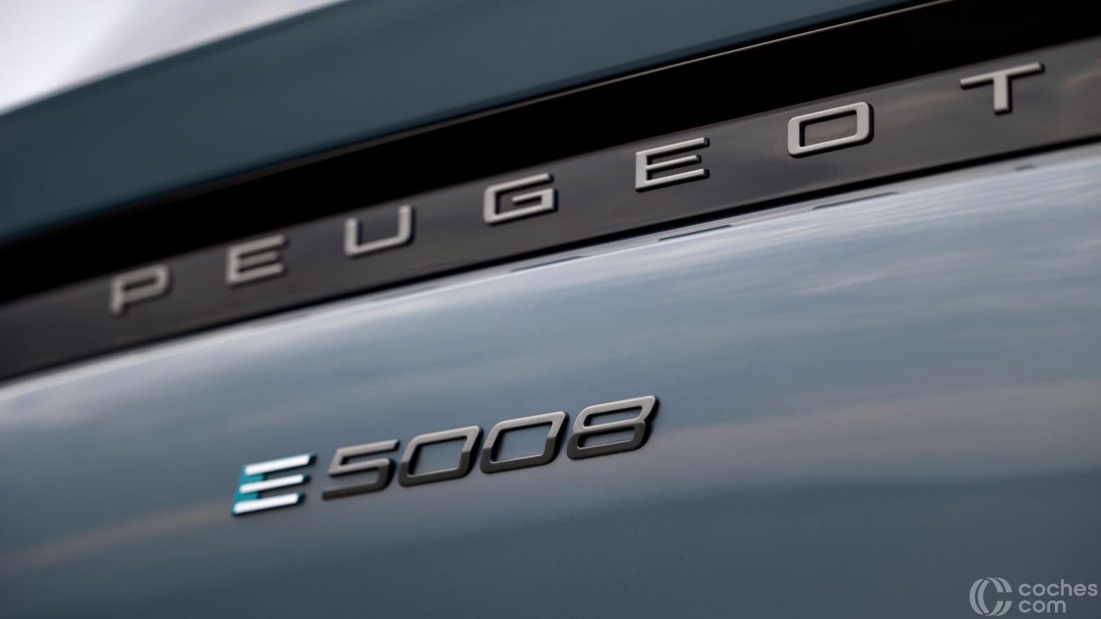 Foto de PEUGEOT 5008 SUV